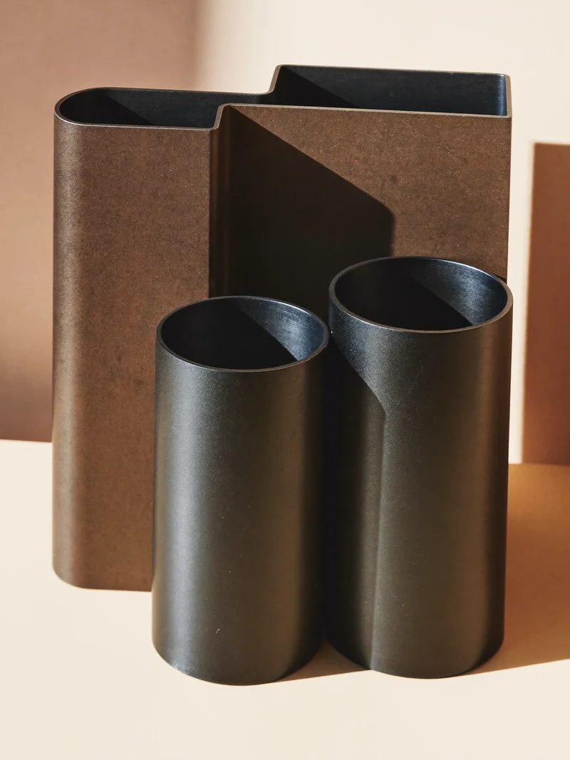 Studio illustrato dell'organizer modulare in alluminio anodizzato